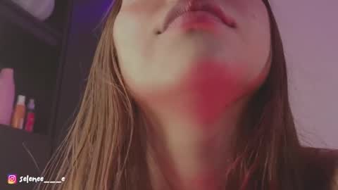 selene online show from 02/17/25, 01:58