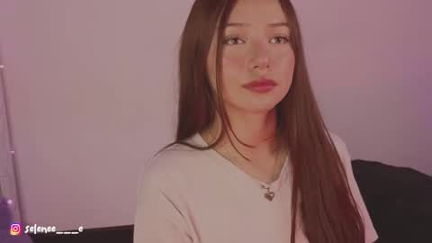 selene online show from 02/19/25, 02:12