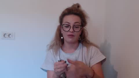 Selenna online show from 10/13/25, 02:06