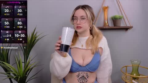Snapshot of selina_thick chatting on 02/25/25, 04:14 Selina Mae online show from 02/25/25, 04:14