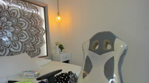 Selket online show from 01/07/25, 02:08