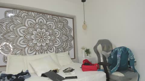 Selket online show from 01/24/25, 11:04