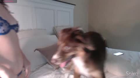 Sel online show from 09/23/25, 01:03