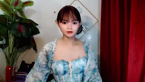 sensational_yeng online show from 10/16/25, 08:26