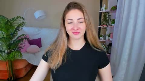 sensitiveheartt online show from 10/07/25, 08:06