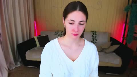 sensitiveheartt online show from 10/18/25, 11:33