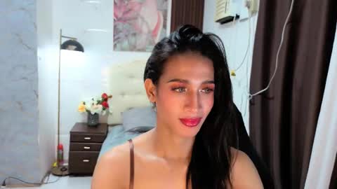 Snapshot of sensual_goergia chatting on 10/19/25, 11:44 sensual_goergia online show from 10/19/25, 11:44