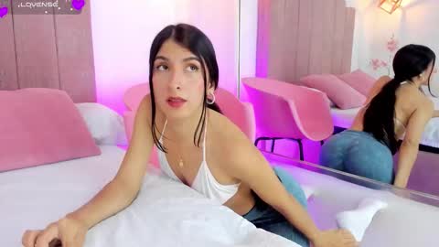 Jeen  online show from 10/15/25, 08:09