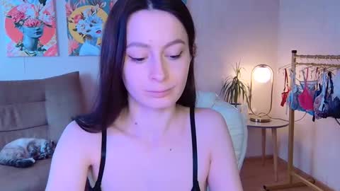 sensuallucy233 online show from 11/18/25, 07:57