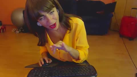 sensualmyra online show from 10/10/25, 01:10
