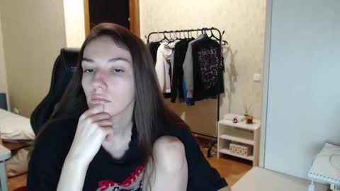 Snapshot of senxual__ chatting on 12/26/24, 10:09 senxual__ online show from 12/26/24, 10:09