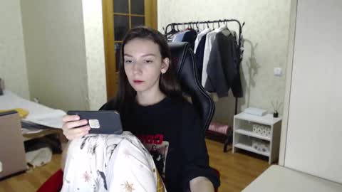 Snapshot of senxual__ chatting on 01/25/25, 08:10 senxual__ online show from 01/25/25, 08:10