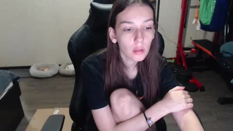 Snapshot of senxual__ chatting on 09/12/25, 02:06 senxual__ online show from 09/12/25, 02:06