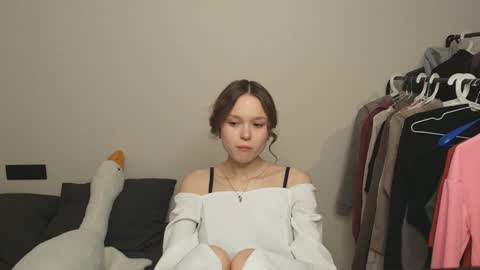 Snapshot of septogoo chatting on 10/18/25, 02:18 septogoo online show from 10/18/25, 02:18