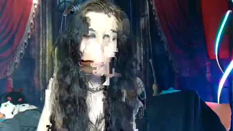 Snapshot of seraphinmunster chatting on 01/01/25, 08:37 Seraphin Munster online show from 01/01/25, 08:37