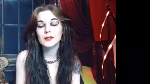 Snapshot of seraphinmunster chatting on 02/05/25, 05:53 Seraphin Munster online show from 02/05/25, 05:53