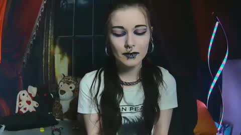 Snapshot of seraphinmunster chatting on 03/01/25, 12:07 Seraphin Munster online show from 03/01/25, 12:07