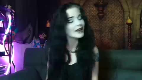 Seraphin Munster online show from 10/14/25, 05:47