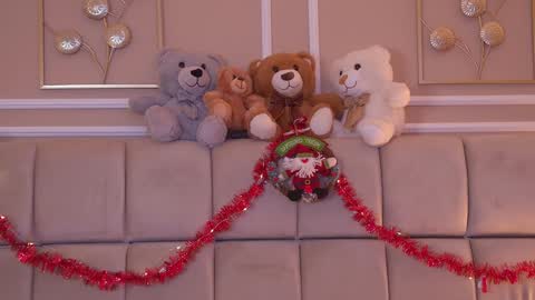 Serena online show from 12/27/24, 04:36