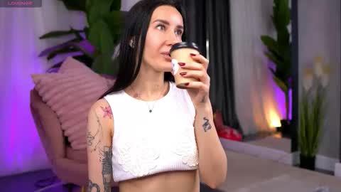 Serena online show from 10/20/25, 10:16