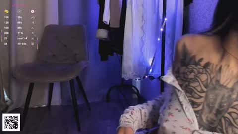 Ariana online show from 10/21/25, 03:07