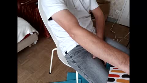 serpenttiin online show from 10/25/25, 08:55