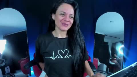 LUCERO online show from 10/24/25, 03:47