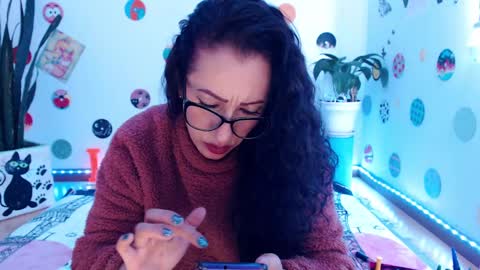 Snapshot of seuctive_woman57 chatting on 01/09/25, 12:19 samy online show from 01/09/25, 12:19