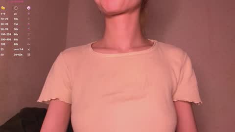 Snapshot of sexdrugg666 chatting on 11/04/25, 12:21 Dina online show from 11/04/25, 12:21