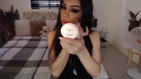 Snapshot of sexenchantresstgirl chatting on 12/03/24, 04:03 Mistress Maria online show from 12/03/24, 04:03