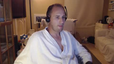 Snapshot of sexlobo1 chatting on 01/22/25, 10:15 Sexlobo online show from 01/22/25, 10:15