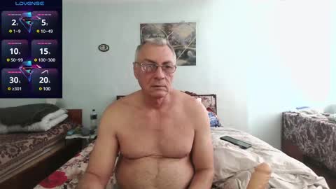 Snapshot of sexmen181166 chatting on 02/11/25, 11:21 sexmen181166 online show from 02/11/25, 11:21