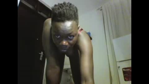 Snapshot of sexqueen02 chatting on 01/26/25, 12:26 sexqueen02 online show from 01/26/25, 12:26