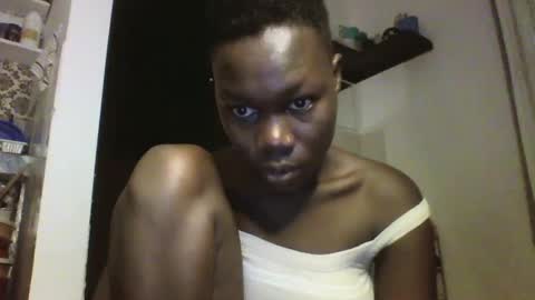 Snapshot of sexqueen02 chatting on 01/27/25, 03:58 sexqueen02 online show from 01/27/25, 03:58