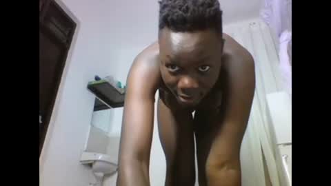 Snapshot of sexqueen02 chatting on 01/28/25, 03:57 sexqueen02 online show from 01/28/25, 03:57