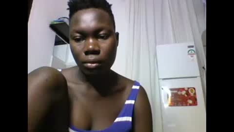 Snapshot of sexqueen02 chatting on 02/03/25, 12:15 sexqueen02 online show from 02/03/25, 12:15