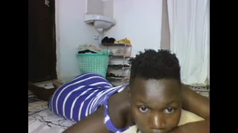 Snapshot of sexqueen02 chatting on 02/14/25, 12:47 sexqueen02 online show from 02/14/25, 12:47