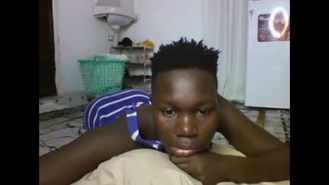 Snapshot of sexqueen02 chatting on 02/16/25, 01:16 sexqueen02 online show from 02/16/25, 01:16