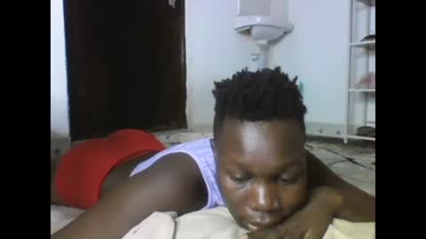 Snapshot of sexqueen02 chatting on 02/21/25, 04:18 sexqueen02 online show from 02/21/25, 04:18