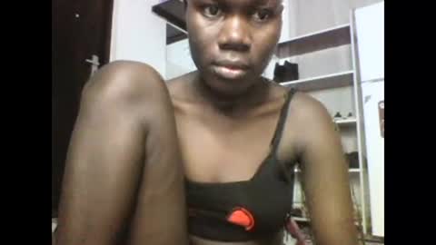 Snapshot of sexqueen02 chatting on 02/23/25, 02:07 sexqueen02 online show from 02/23/25, 02:07