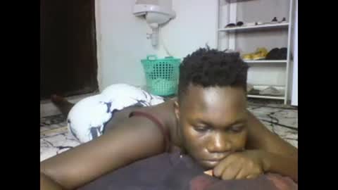 Snapshot of sexqueen02 chatting on 02/25/25, 02:03 sexqueen02 online show from 02/25/25, 02:03