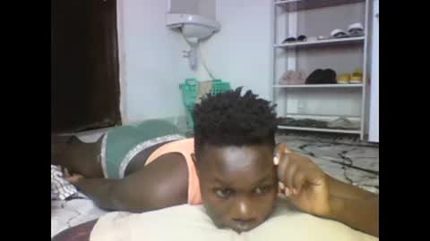 Snapshot of sexqueen02 chatting on 02/26/25, 11:59 sexqueen02 online show from 02/26/25, 11:59