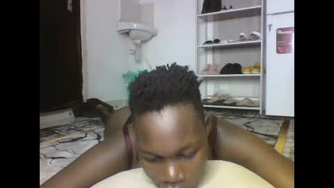 Snapshot of sexqueen02 chatting on 02/27/25, 09:04 sexqueen02 online show from 02/27/25, 09:04