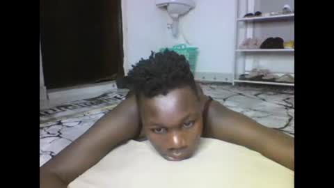 Snapshot of sexqueen02 chatting on 02/28/25, 03:48 sexqueen02 online show from 02/28/25, 03:48