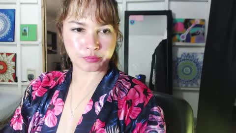 Snapshot of sexwwoman chatting on 09/27/25, 06:46 CHIARA online show from 09/27/25, 06:46