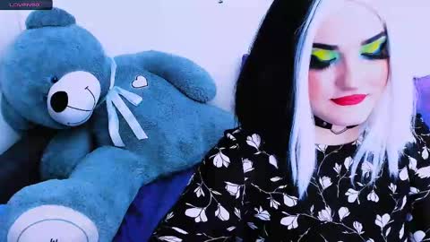 Snapshot of sexxx_queen chatting on 01/17/25, 02:18 sexxx_queen online show from 01/17/25, 02:18