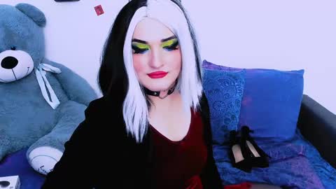 Snapshot of sexxx_queen chatting on 02/05/25, 03:09 sexxx_queen online show from 02/05/25, 03:09