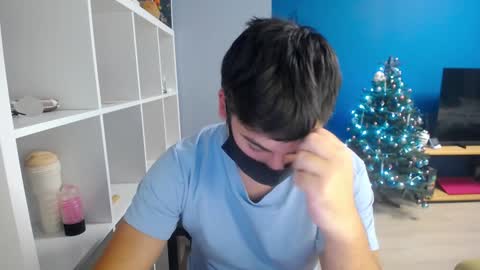 Snapshot of sexxxdickbig chatting on 12/28/24, 08:25 Tommy online show from 12/28/24, 08:25