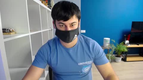 Snapshot of sexxxdickbig chatting on 02/02/25, 03:39 Tommy online show from 02/02/25, 03:39