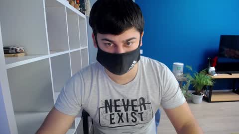 Snapshot of sexxxdickbig chatting on 02/03/25, 06:45 Tommy online show from 02/03/25, 06:45